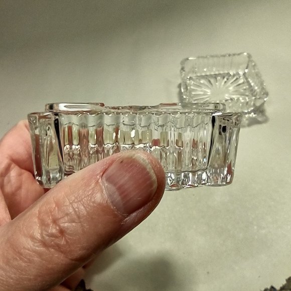 Crystal Clear Industries Trinket Box, 24% Lead Crystal Made in Yugoslavia - Picture 7 of 10